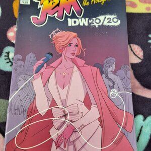 IDW Publishing Jem and The Holograms Comic book NWT